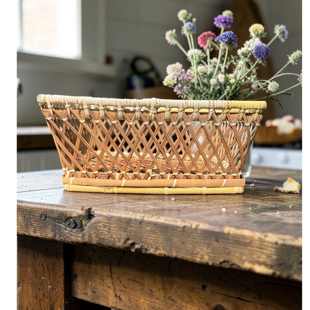 Vintage Wicker Basket Lattice Weave Cottagecore Bread Fruit Natural Wood